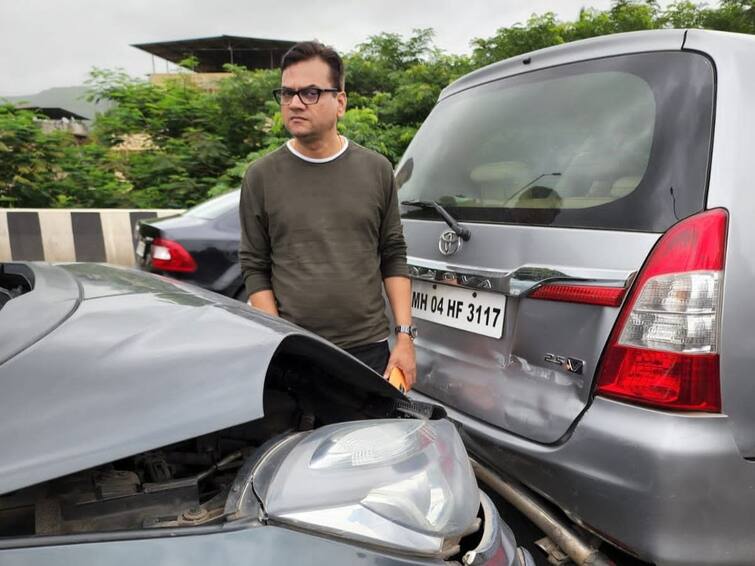 Dharmaveer producer Mangesh Desai car accident Vehicle damage Mangesh Desai : मंगेश देसाईच्या कारला अपघात; गाडीचे नुकसान