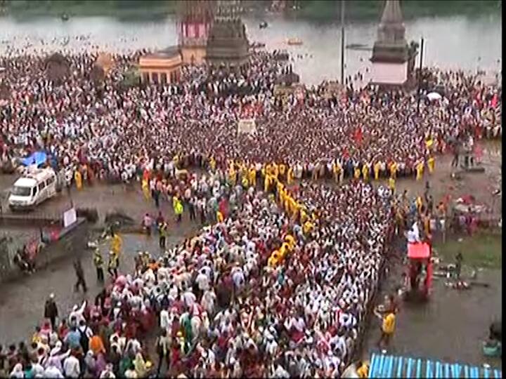 वारीसाठी राज्याच्या कानाकोपऱ्यातून 12 लाखांहून आधिक भाविक दाखल झाले आहेत.