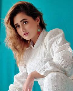 Rashami Desai: रश्मी देसाईचा ग्लॅमरस अंदाज; फोटो पाहून चाहते घायाळ!
