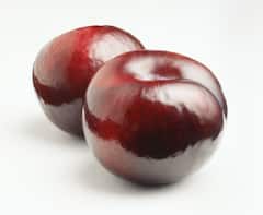 Health Tips : वजन कमी करण्यासाठी आलू बुखारा अत्यंत गुणकारी; वाचा फायदे