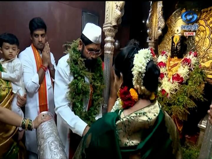 यंदा विठ्ठलाची शासकीय महापूजा नवनिर्वाचित मुख्यमंत्री एकनाथ शिंदे यांच्या हस्ते पार पडली.