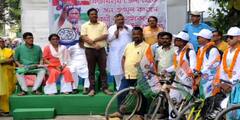 Cooch Behar News: 'বাংলাভাগ'-র রাজনীতির প্রতিবাদ, সাইকেলে কলকাতা পাড়ি তৃণমূলের