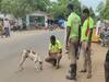 Tuticorin: வாயில் சங்கிலி பூட்டு.. சாப்பாடு தண்ணி இல்லாமல் தவித்த நாய்.. போராடி காப்பாற்றிய காவல்துறை..!