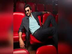 ਜਦੋਂ ਰਣਬੀਰ ਕਪੂਰ ਨੂੰ 10ਵੀਂ `ਚ ਮਿਲੇ 53% ਨੰਬਰ, ਪਰਿਵਾਰ `ਚ ਹੋਈ ਸ਼ਾਨਦਾਰ ਪਾਰਟੀ, ਖਾਨਦਾਨ `ਚ ਪਹਿਲੀ ਵਾਰ ਕਿਸੇ ਨੇ ਕੀਤੀ ਸੀ 10ਵੀਂ ਪਾਸ