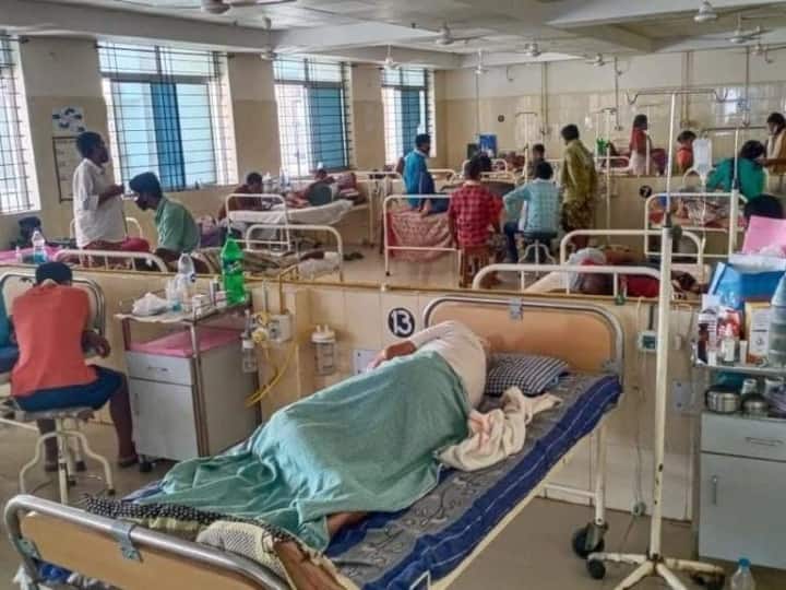 Bastar chhattisgarh Bad condition of health centers Patients are not getting treatment ANN Bastar News: बस्तर के स्वास्थ्य केंद्रों का बुरा हाल, लंबी दूरी तय कर अस्पताल पहुंच रहे ग्रामीणों को नहीं मिल रहा इलाज