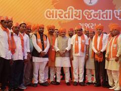 Gujarat Politics: कांग्रेस जिला कमेटी के अध्यक्ष समेत कई नेता हुए बीजेपी में शामिल, पार्टी छोड़ने की बताई वजह