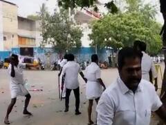 கையில் கட்டை.. பறந்த கல்.. போர்க்களமான அதிமுக அலுவலகம்! ஆதரவாளர்களிடையே சண்டை!