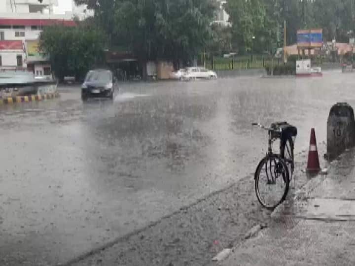Uttarakhand Weather Update Today 11 July 2022 IMD Alert for Rain in Dehradun Tehri Pauri Nainital Champawat in Uttarakhand News Uttarakhand Weather Update: उत्तराखंड में बारिश से बड़ी राहत, जानें- अब फिर कब से बरसेंगे बादल
