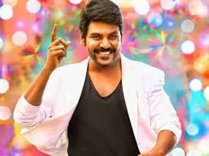 Raghava Lawrence gets a honorary doctorate for social service Raghava Lawrence: தொடர்ச்சியான சமூக சேவைக்காக கெளரவ டாக்டர் பட்டம் பெற்றார் ராகவா லாரன்ஸ்..
