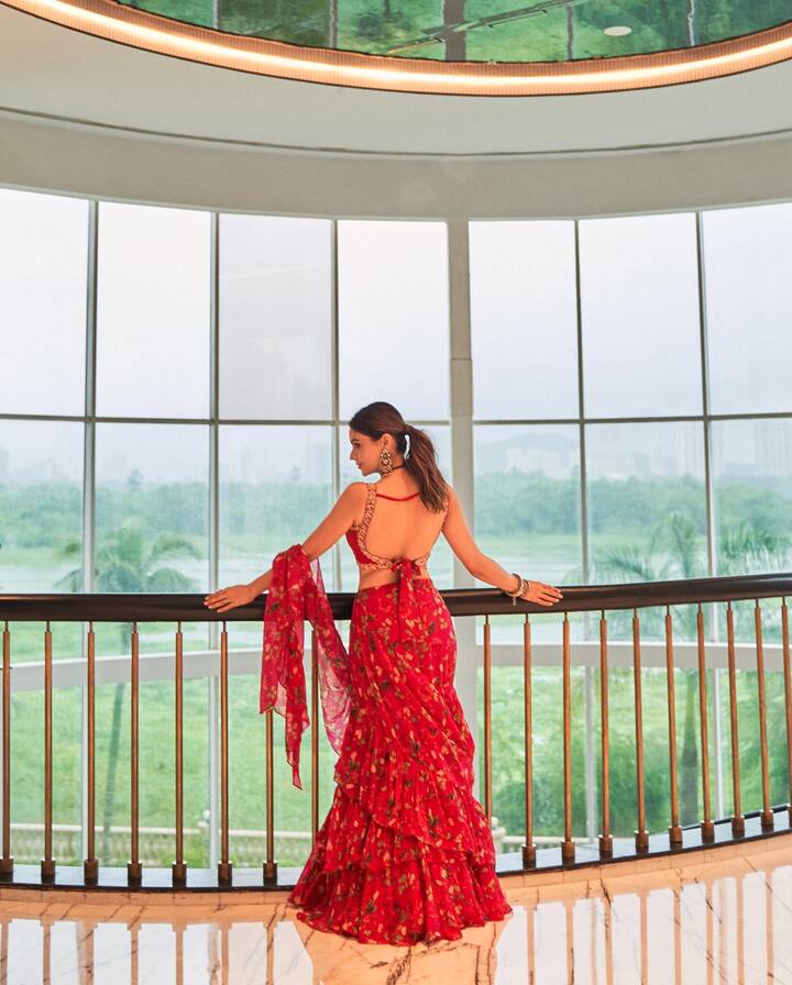 आमना शरीफ ने अपने करियर की शुरुआत टीवी सीरियल 'कहीं तो होगा' से की थी. जिसमें उनके किरदार को काफी पसंद भी किया गया था.