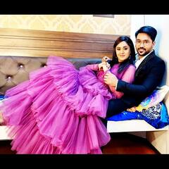 Maheshbabu-Keerthi Photos: 'మనసిచ్చి చూడు' మహేశ్ బాబుతో 'కార్తీకదీపం' కీర్తి , ఫొటోస్ అదిరాయ్