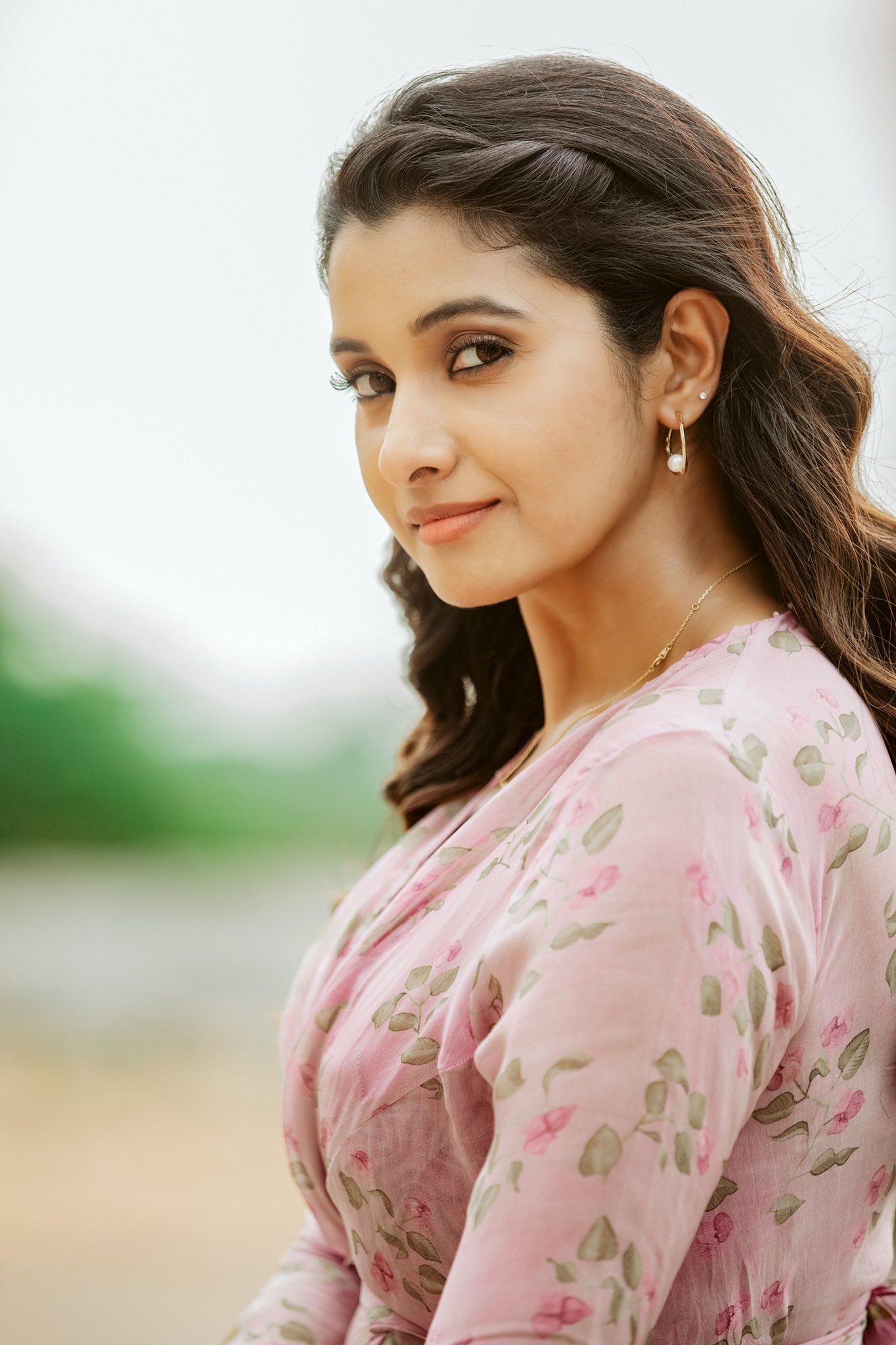 Priya Bhavani Shankar Height Age Boyfriend Family Biography  More   StarsUnfolded