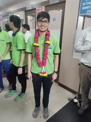 JEE Main Result : जेईई मेन परीक्षेचा निकाल जाहीर, महाराष्ट्रातून  नागपूरचा अद्वय क्रिष्णा प्रथम