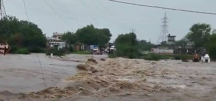 Power outages in 171 villages in the state following heavy rains Gujarat Rain: રાજ્યમાં ભારે વરસાદને પગલે 171 ગામોમાં વીજળી ગુલ, ઘરોમાં છવાયો અંધારપટ