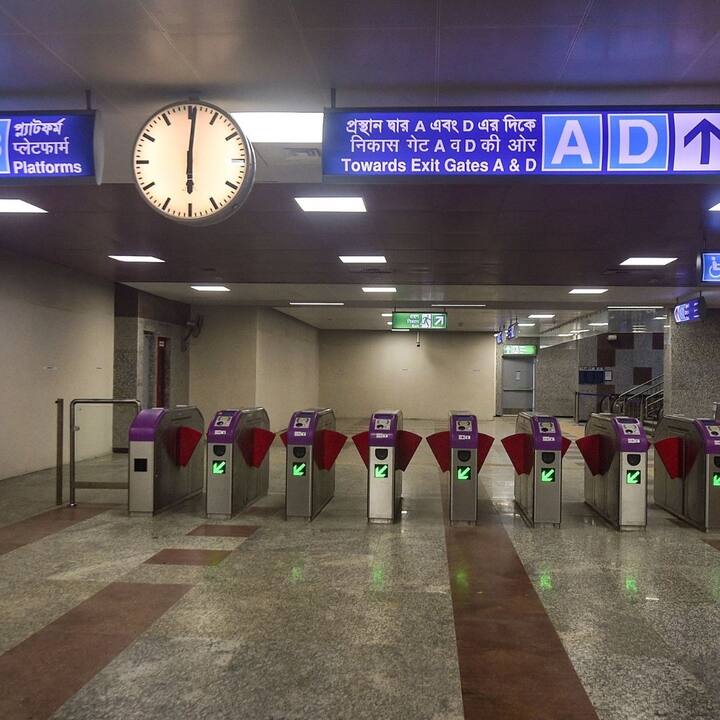 অফিস টাইমে ১৫ মিনিট ও অন্য সময়ে ২০ মিনিট অন্তর চলবে মেট্রো।