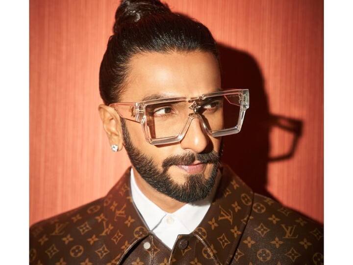 Ranveer Singh buys a Rs 119 Crore sea-view property in Mumbai's poshest  area in one of the most expensive deals for a single residential apartment  in the country. Here are all the