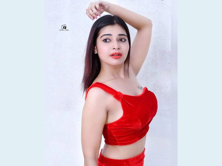 அம்சமா அழகா ஒரு பொண்ண பாத்தேன்