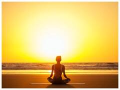 Morning Meditation Benefits: सुबह में मेडिटेशन करने के फायदे जान रह जाएंगे हैरान