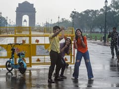 Delhi Rain News: क्या दिल्ली में मंगलवार को भी होगी बारिश, जानें- कैसा रहेगा राजधानी का मौसम?