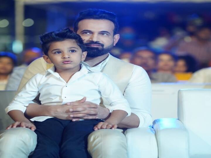 Former Fast Bowler Irfan Pathan attends Cobra Audio Launch with his son Imran Khan Pathan See Pic Cobra Audio Launch: கோப்ரா ஆடியோ லாஞ்ச்..! மகனுடன் மாஸ் காட்டிய இர்பான்பதான்..!