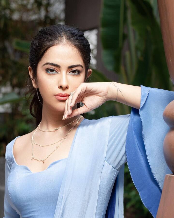 छोटे पर्दे की बालिका वधू यानी अविका गौर आए दिन किसी ना किसी वजह से सुर्खियों में बनी रहती हैं. कभी अपने लुक को लेकर तो कभी अपने अपकमिंग प्रोजेक्ट को लेकर.