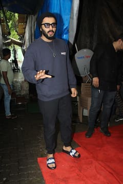 Arjun Kapoor Pics: 'नागिन 6' के सेट पर स्पॉट हुए अर्जुन कपूर, 'एक विलेन रिटर्न्स' का करेंगे प्रमोशन