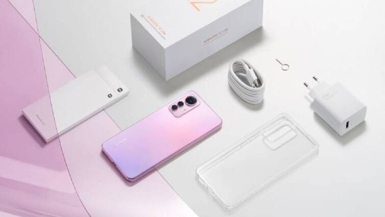 Xiaomi 12 Lite introduced with premium features similar to iPhone 12 Know Details Xiaomi 12 Lite: আইফোন ১২- র মতো ফিচার নিয়ে হাজির শাওমি ১২ লাইট, জেনে নিন সবিস্তারে