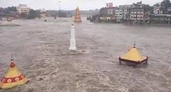 Nashik News : नाशिकच्या शाळांना सुट्टी देण्याचा निर्णय मुख्याध्यापकांवर, रेड अलर्टनंतर अधिकाऱ्यांच्या सुचना 