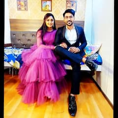 Maheshbabu-Keerthi Photos: 'మనసిచ్చి చూడు' మహేశ్ బాబుతో 'కార్తీకదీపం' కీర్తి , ఫొటోస్ అదిరాయ్