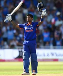 IND vs ENG: হোয়াইটওয়াশের লক্ষ্যপূরণ হল না, সূর্যর সেঞ্চুরিও কাজে এল না, হার রোহিত বাহিনীর