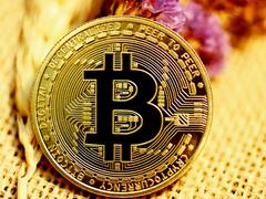 Cryptocurrency News Live: Bitcoin Dips Below $21,000 Yet Again