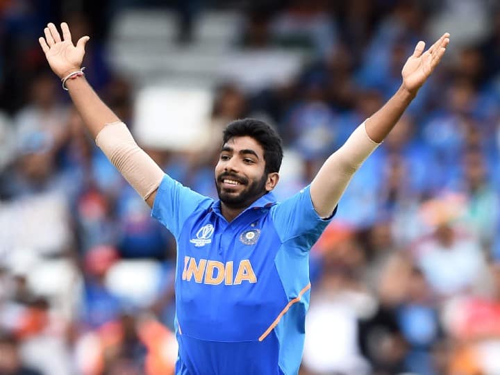 Jasprit Bumrah Second Five Wicket Haul in ODI England vs India 1st ODI Check Details Bumrah 5 Wicket Hauls: இங்கிலாந்தை கதிகலங்கச் செய்த பும்ரா.. மீண்டும் கெரியர் பெஸ்ட் பெர்ஃபாமன்ஸ்..!