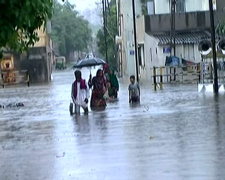 Gujarat IMD predict heavy to heavy rain forecast in Saurashtra and South Gujarat, IMD give red alert Gujarat Rain : આજે સૌરાષ્ટ્રમાં ભારેથી અતિભારે વરસાદની આગાહી, ક્યાં ક્યાં અપાયું રેડ એલર્ટ?