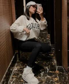 Avneet Kaur ਆਪਣੇ ਸਟਾਈਲਿਸ਼ ਲੁੱਕ ਨਾਲ ਢਹਾਉਂਦੀ ਹੈ ਕਹਿਰ, ਕਾਤਲਾਨਾ ਲੁੱਕ ਦੇਖ ਫੈਨਜ਼ ਹੋ ਜਾਂਦੇ ਨੇ ਮਦਹੋਸ਼