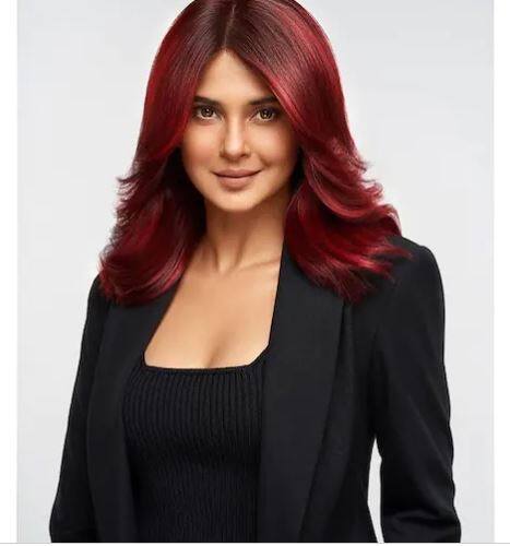 ਜੈਨੀਫਰ ਵਿੰਗੇਟ ਨੂੰ ਟੀਵੀ ਦੀ ਖੂਬਸੂਰਤ ਅਤੇ ਗਲੈਮਰਸ ਅਭਿਨੇਤਰੀਆਂ ਵਿੱਚੋਂ ਇੱਕ ਮੰਨਿਆ ਜਾਂਦਾ ਹੈ। ਅਜਿਹੇ 'ਚ ਉਹ ਆਪਣੀ ਖੂਬਸੂਰਤੀ ਦੇ ਜਾਦੂ ਨਾਲ ਸਾਰਿਆਂ ਨੂੰ ਦੀਵਾਨਾ ਬਣਾ ਦਿੰਦੀ ਹੈ।