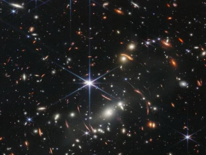 world most powerful telescope James Webb Space captured the first color picture of the universe Color Picture Of The Universe:   'ब्रह्मांड असं दिसतं' नासाकडून पहिला रंगीत फोटो ट्वीट; बायडन म्हणाले, हाच तो ऐतिहासिक क्षण