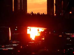 Manhattanhenge 2022: Sun Sets In Times Square In Line With New York's Street Grid | See PICS