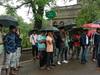 Savitribai Phule Pune University: पुणे विद्यापीठात भरपावसात फिवाढीविरोधात घंटानाद आंदोलन