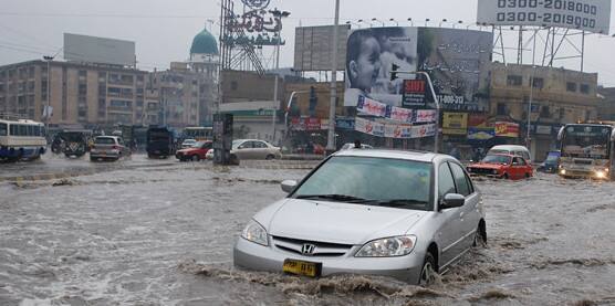 Karachi submerged in flood water, people made such comments about 'honest' government Flood in Karachi: ਹੜ੍ਹ ਦੇ ਪਾਣੀ 'ਚ ਡੁੱਬਿਆ ਕਰਾਚੀ, ਲੋਕਾਂ ਨੇ 'ਇਮਾਨਦਾਰ' ਸਰਕਾਰ ਬਾਰੇ ਕੀਤੀਆਂ ਅਜਿਹੀਆਂ ਟਿੱਪਣੀਆਂ