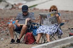 IN PICS| People Try To Find Respite Amid Heatwave Warning In UK