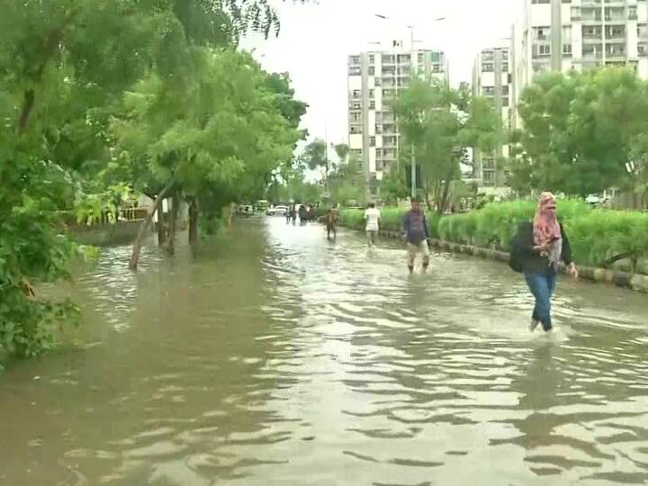 Gujarat Weather update 63 people died in 10 days in rain related incidents in state know details Gujarat Rain Update: गुजरात में बारिश का कहर, वर्षा से जुड़ी घटनाओं में 10 दिनों में 63 लोगों की हुई मौत 