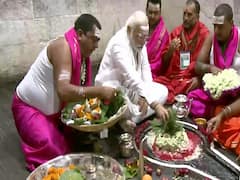 Jharkhand: PM मोदी ने बाबा बैद्यनाथ धाम में की पूजा-अर्चना, भगवान शिव का किया जलाभिषेक