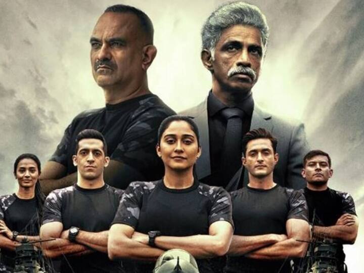 अगर आप एक्शन और थ्रिलर के शौकीन हैं तो 15 जुलाई को डिज्नी प्लस हॉटस्टार पर आ रही वेब सीरीज शूरवीर' (Shoorveer) को देख सकते हैं. इस सीरिज की कहानी इंडिया के स्पेशल टास्क पर आधारित है.