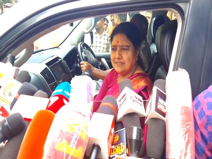 VK Sasikala Says I am already AIADMK General Secretary VK Sasikala:  “நான் ஏற்கனவே பொதுச்செயலாளர் தான்”  -   சசிகலா அதிரடி பேட்டி