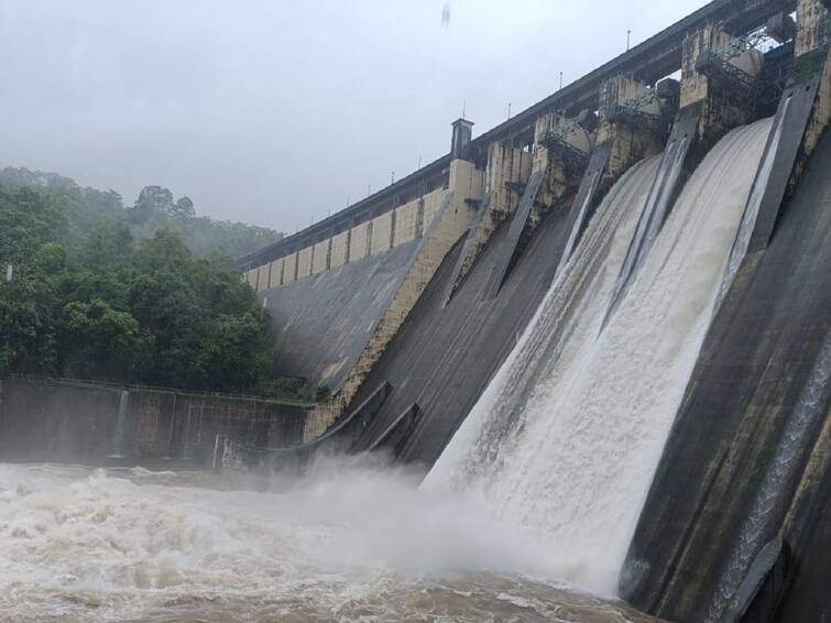 mumbai rains update modak sagar lake overflow due to heavy rains check water level in other lakes which is water supply to mumbai Mumbai Rains : मुंबईकरांसाठी आनंदवार्ता! पाणीपुरवठा करणारा मोडक सागर तलाव ओव्हरफ्लो