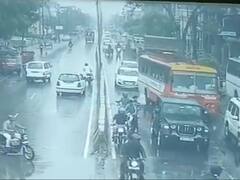 Greater Noida: दादरी में सरेआम गुंडई, पहले थार में मारी टक्कर, फिर अंदर बैठे लोगों को दौड़ा-दौड़ाकर पीटा