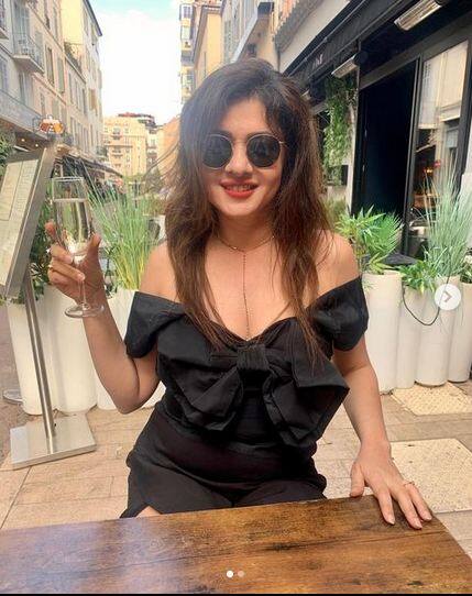 ਟੈਲੀਵਿਜ਼ਨ ਅਤੇ ਫਿਲਮ ਅਦਾਕਾਰਾ ਸੋਨਲ ਸਹਿਗਲ ਦਾ ਜਨਮ ਚੰਡੀਗੜ੍ਹ ਵਿੱਚ ਹੋਇਆ ਸੀ।