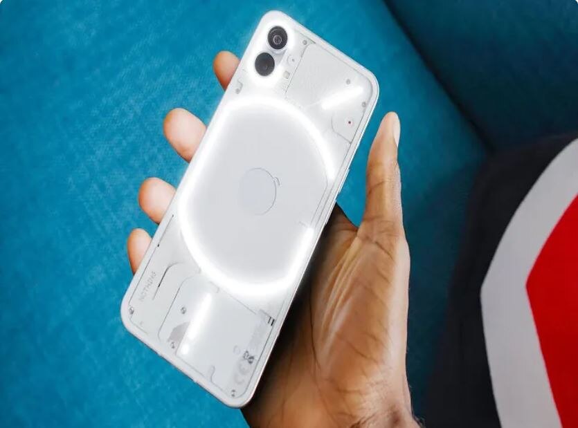 Nothing Phone 1 Launched: দু'টি ৫০ মেগাপিক্সেলের ক্যামেরা, 'গ্লিফ ইন্টারফেস', ভারতে এল নাথিং ফোন ১