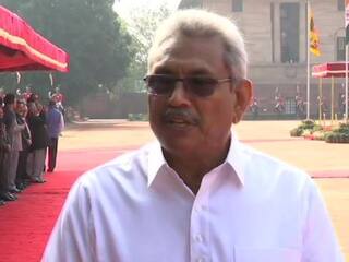 Sri Lanka President Gotabaya Rajapaksa to fly to Singapore via Maldives: Reuters ગોટાબાયા રાજપક્ષેએ સિંગાપોર જવા માટે માલદીવ સરકાર પાસે માંગ્યું પ્રાઇવેટ જેટ