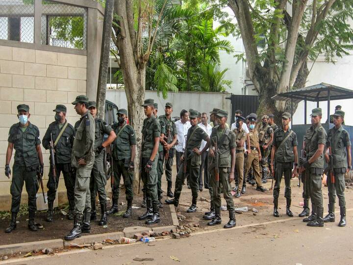 Sri Lanka Declares state of emergency after president Gotabaya Rajapaksa flees: PM's office Sri Lanka Crisis: శ్రీలంకలో మరోసారి ఎమర్జెన్సీ- అధ్యక్షుడు పారిపోవడంతో తప్పలేదు!
